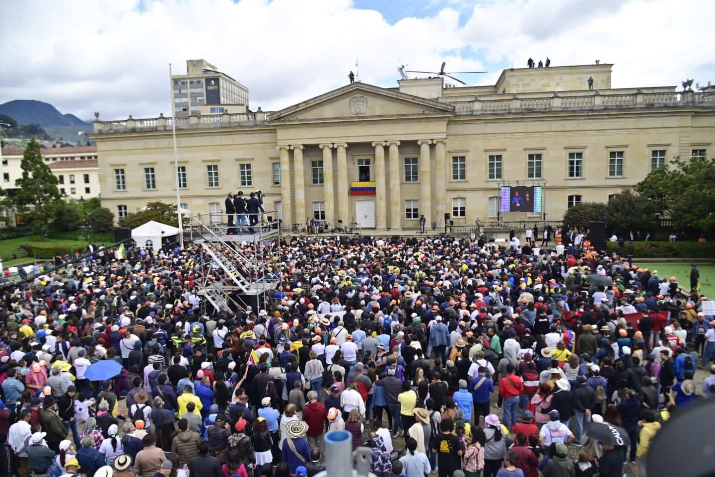 Presidente Petro Invitó Al Pueblo Trabajador A Defender Las Reformas ...